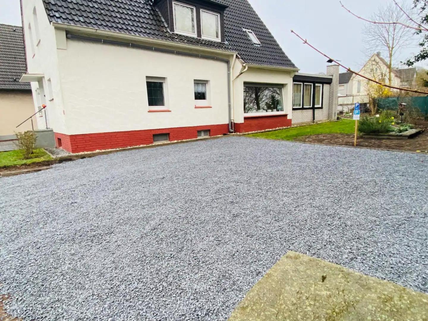 Truth Fuer 5 - King Size Betten, Kamin, Garten, Xxl Couch, Smart-Tv Dortmund Buitenkant foto